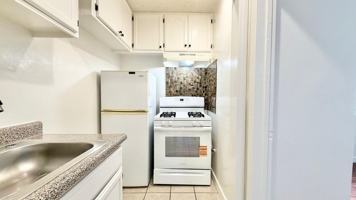 featured image of 917 S Kenmore Ave