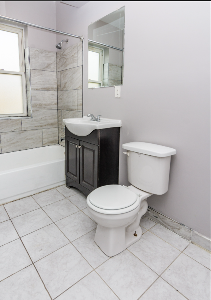 6804 S Perry Ave (NEWEST) - Photo 2 of 10