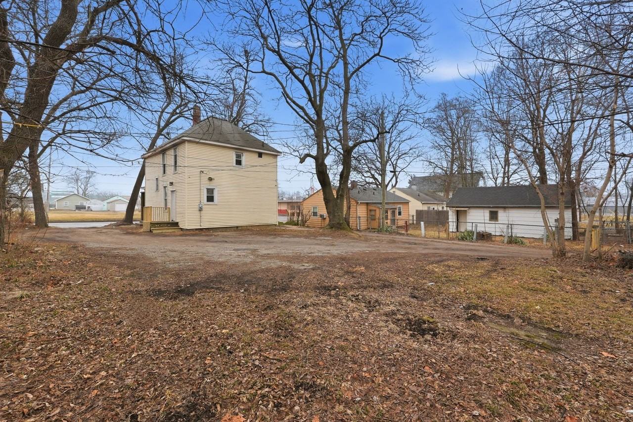 3327 Lafayette St - Photo 6 of 23