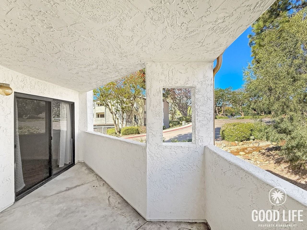 9721 Mesa Springs Way - Photo 6 of 15