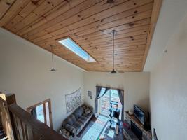 featured image of 436 Thayer St