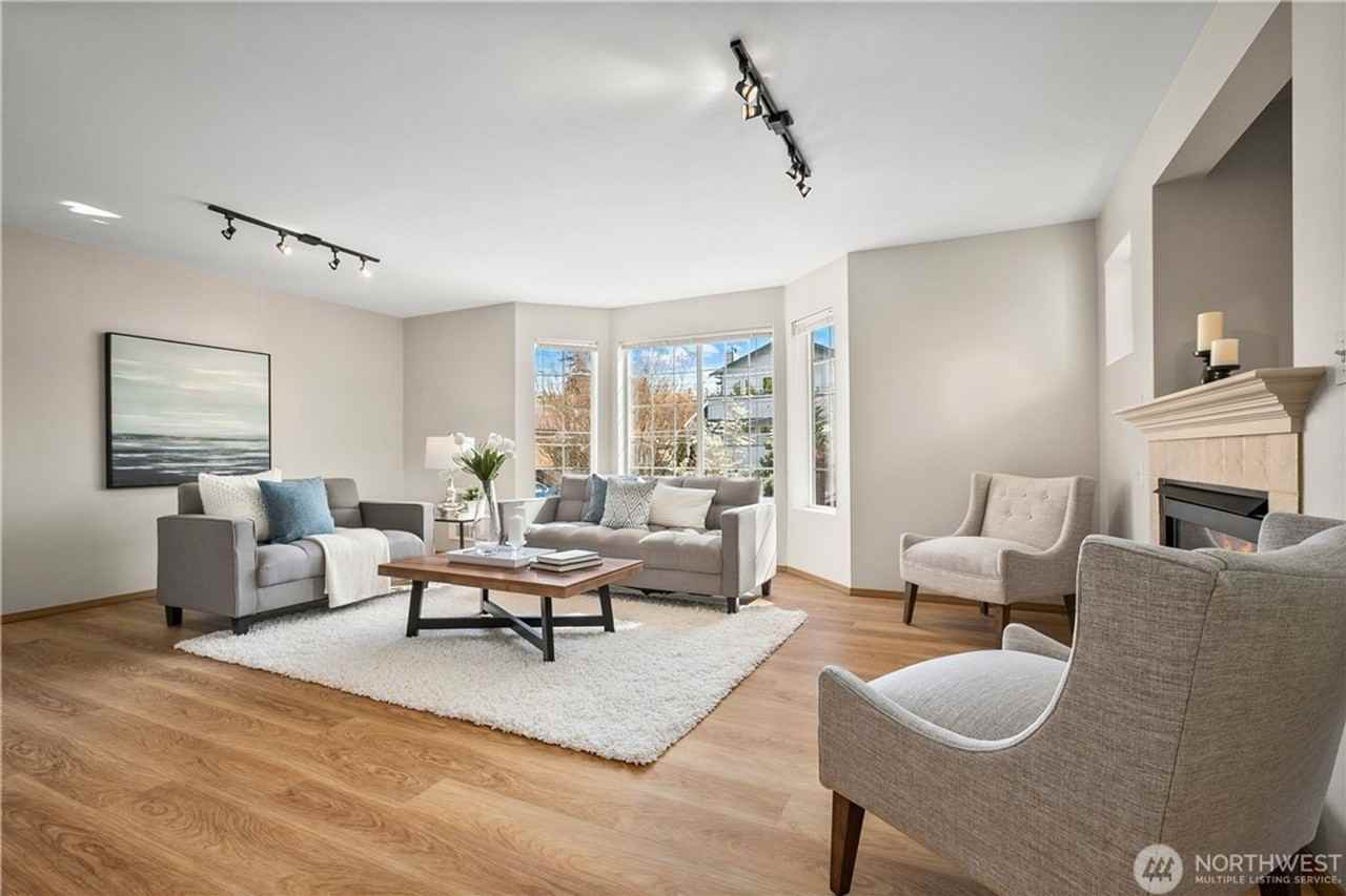 6523 7th Ave Nw - Photo 5 of 31