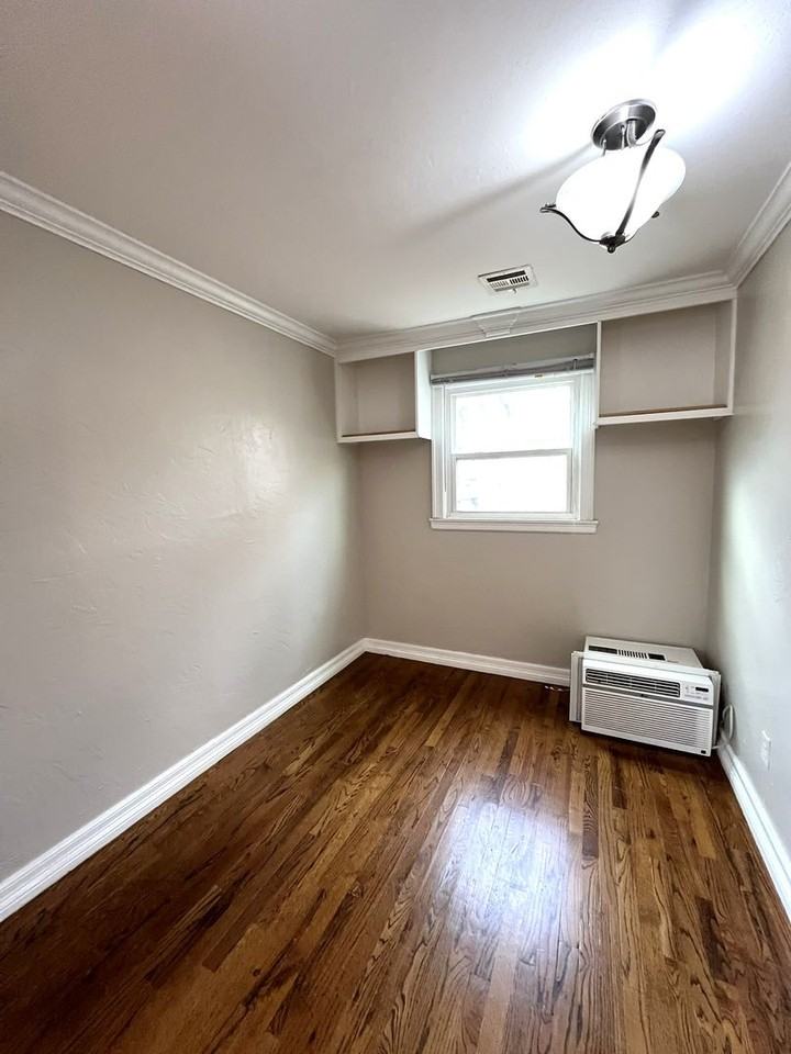 6615 Nw 30th Ter - Photo 3 of 14