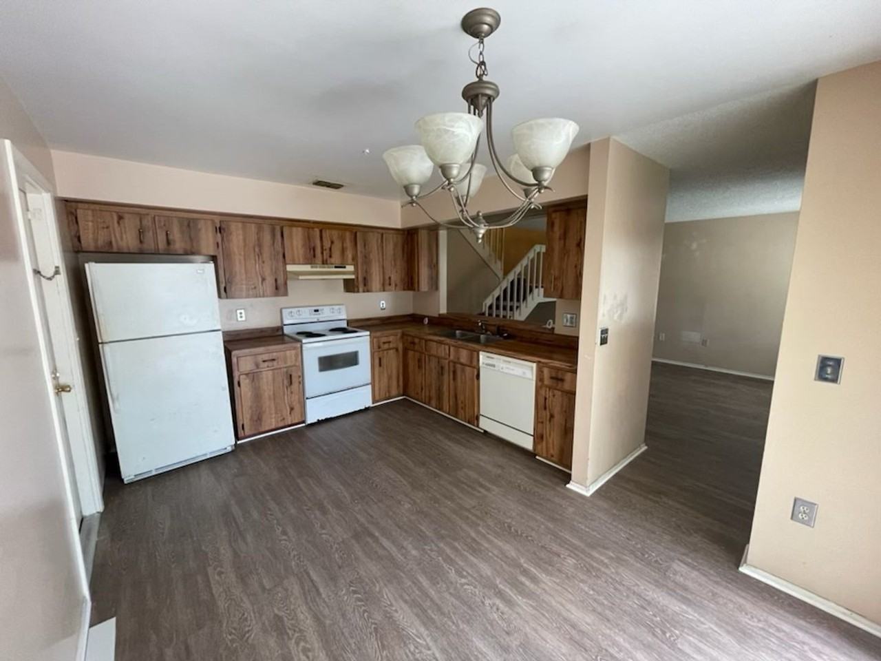 4695 Pheasant Run Dr - Photo 2 of 8