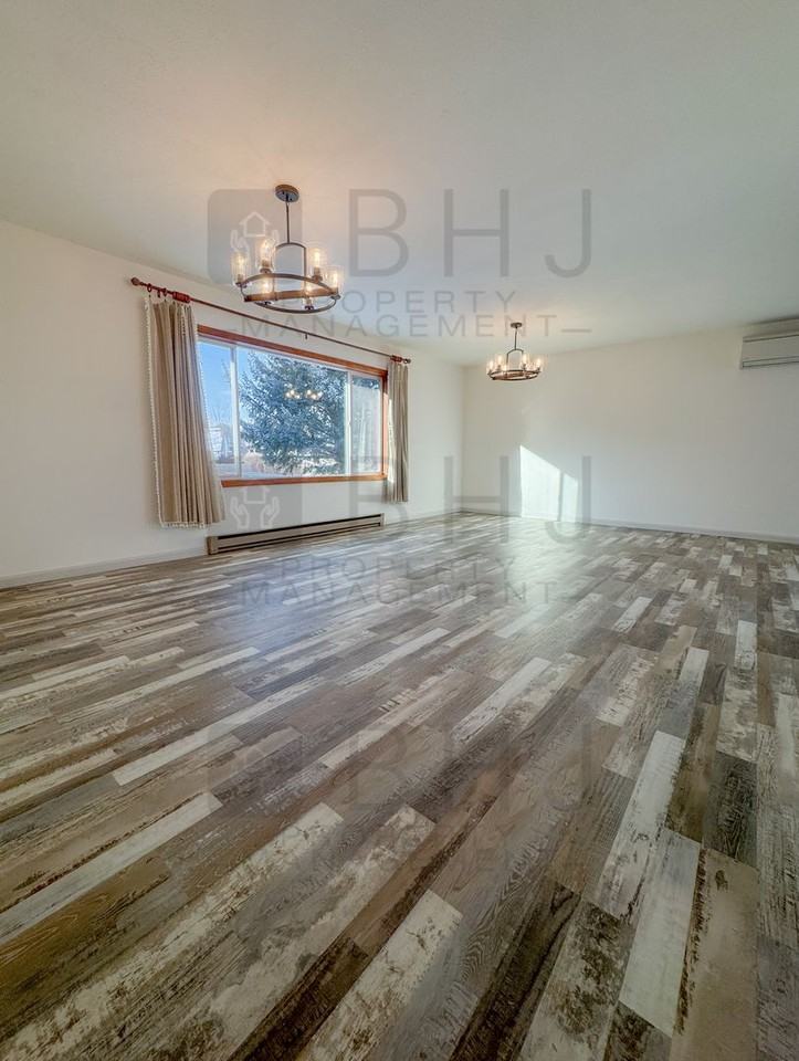 1775 Edwards Dr - Photo 2 of 49