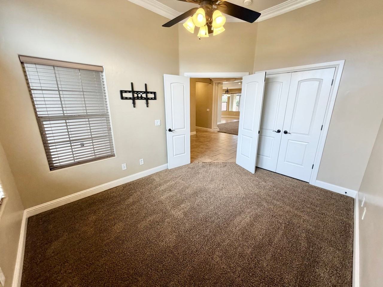 137 W 1725 S - Photo 6 of 39