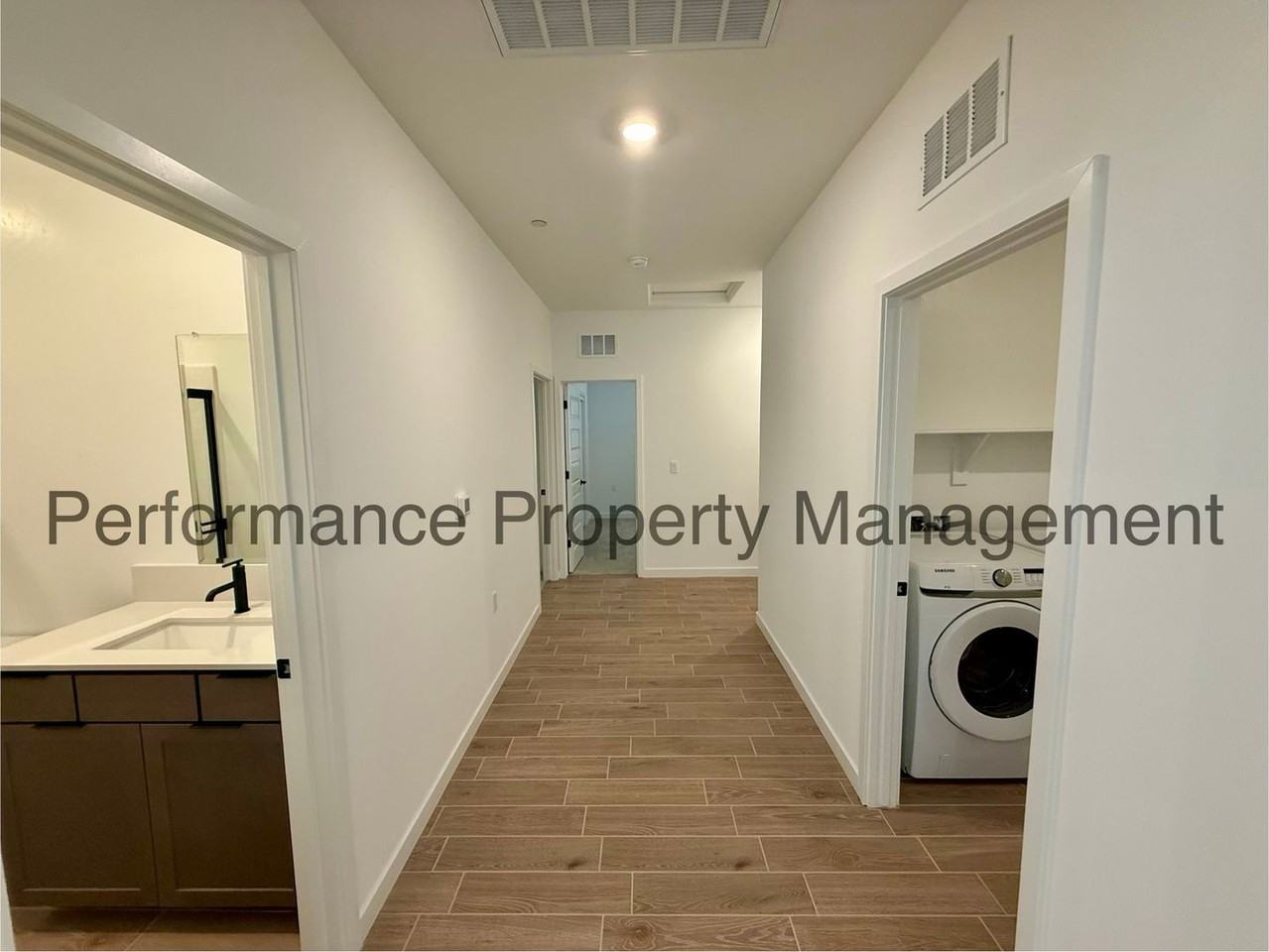 8403 Killary Harbor Ave - Photo 6 of 21