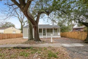 featured image of 2679 Oregon Ave