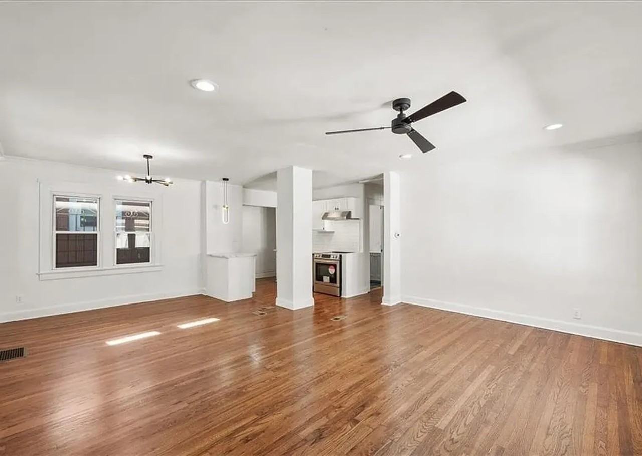 328 Norton Ave - Photo 2 of 10