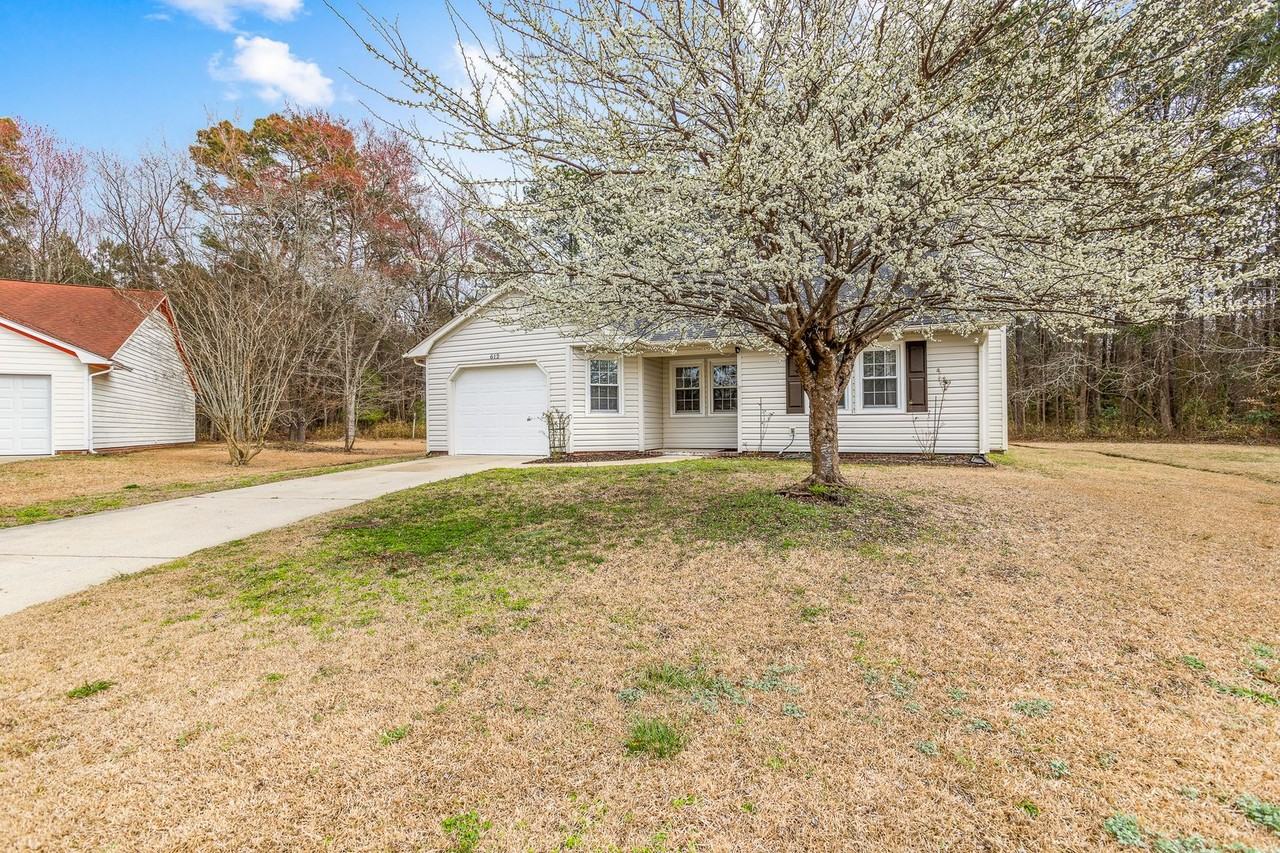 612 Crissy Dr - Photo 2 of 29