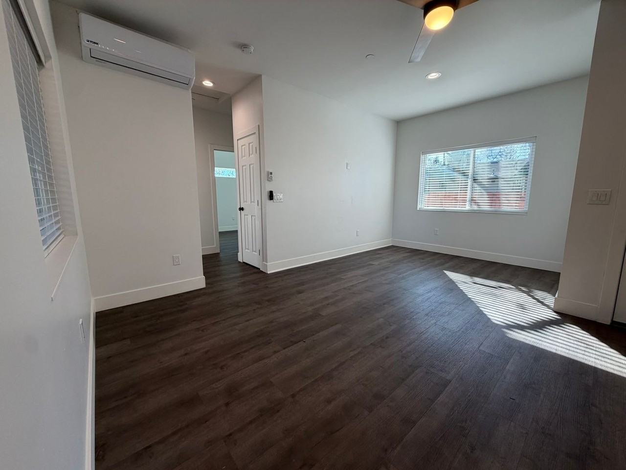 4434 San Juan Ave - Photo 3 of 25