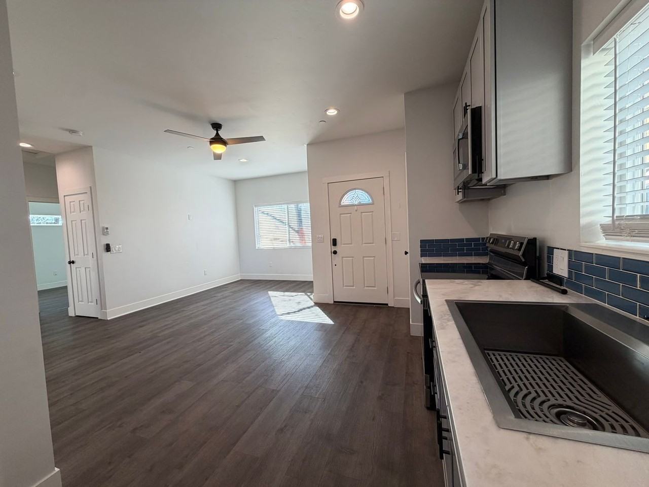 4434 San Juan Ave - Photo 6 of 25