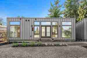 featured image of 11458 Ne Morris St