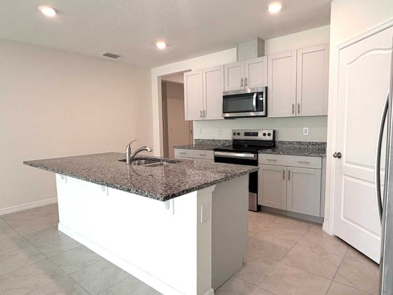 15 Melogold Dr - Photo 3 of 23