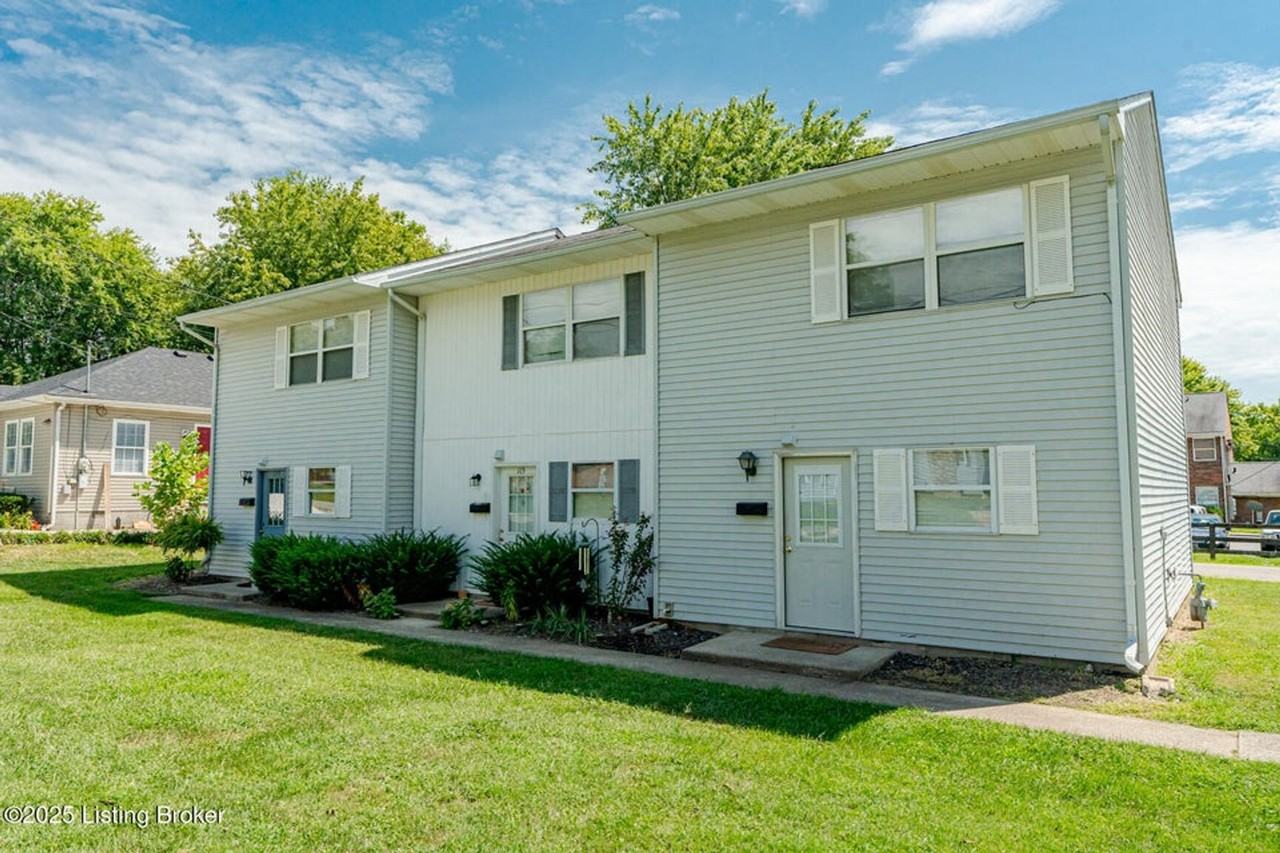 Condo in Shelbyville! - Photo 3 of 18