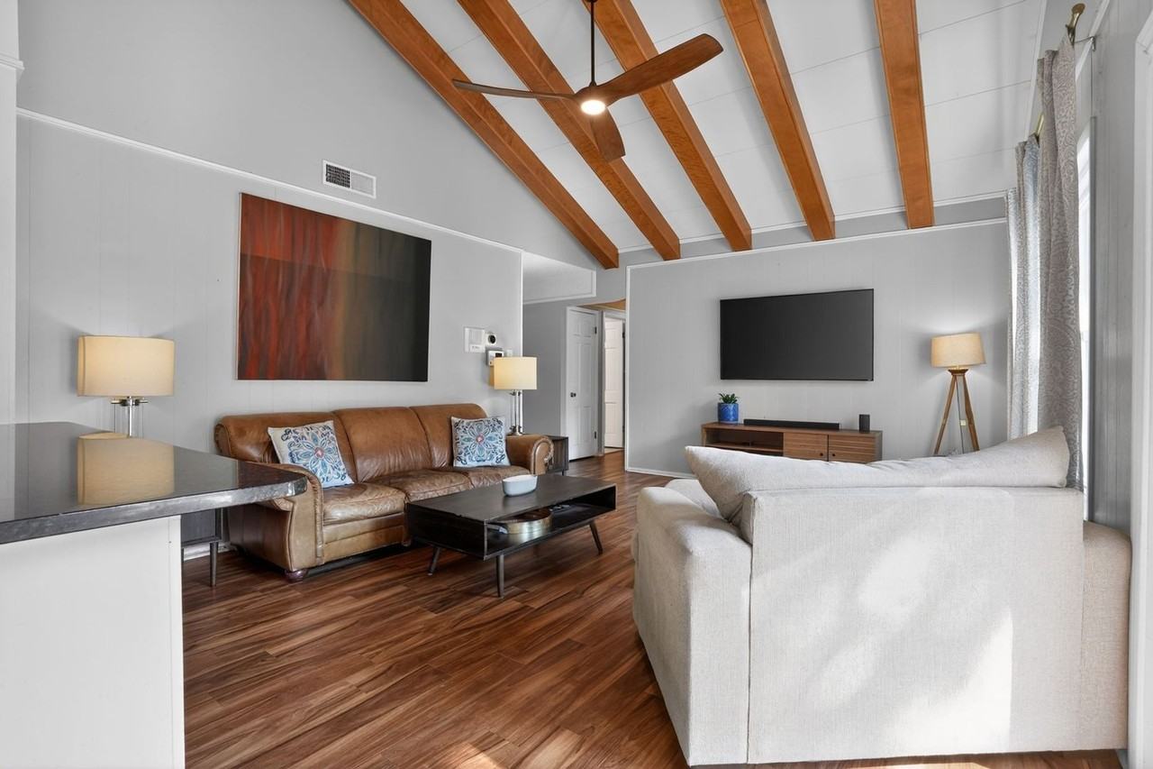 10814 Cedar Elm - Photo 7 of 33