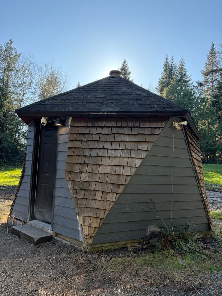 4240 Rodstol Ln Se - Photo 2 of 27