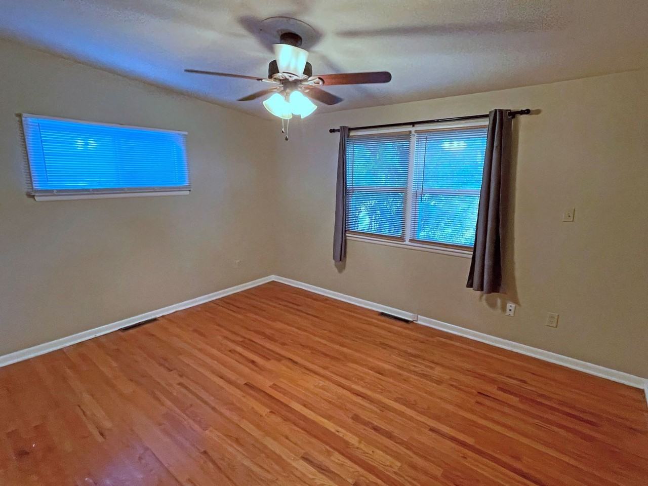 3929 Mariposa St - Photo 3 of 30