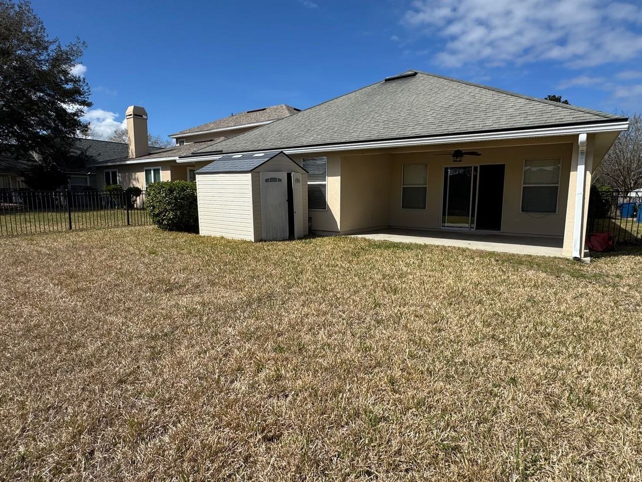 3382 Chapel Ct - Photo 3 of 19