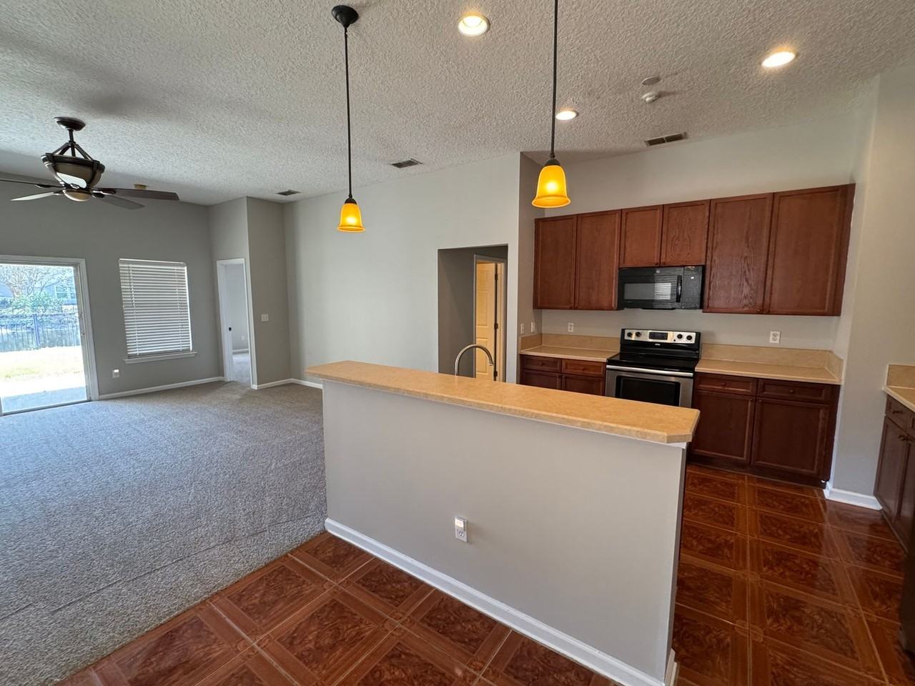 3382 Chapel Ct - Photo 6 of 19