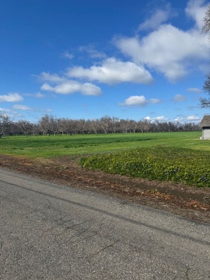 5486 Riverland Dr - Photo 5 of 43