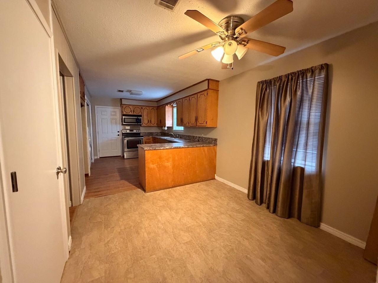 906 N Boston Ave - Photo 6 of 15