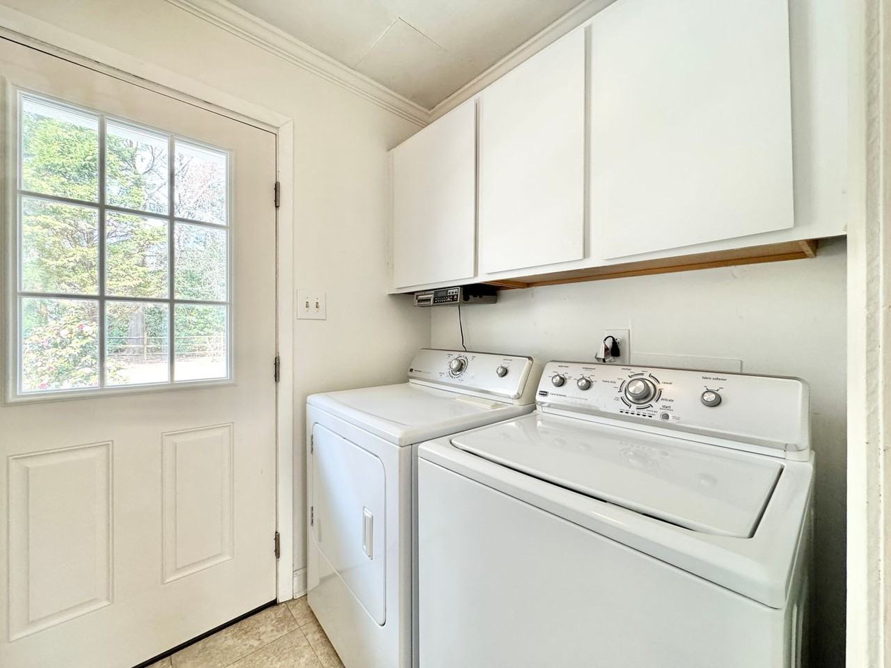 2110 Kello Dr - Photo 5 of 18