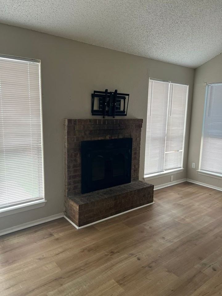 14 Reagan Cir - Photo 3 of 13