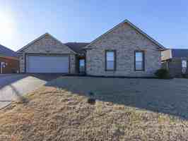 featured image of 16 Birch Hollow Ln