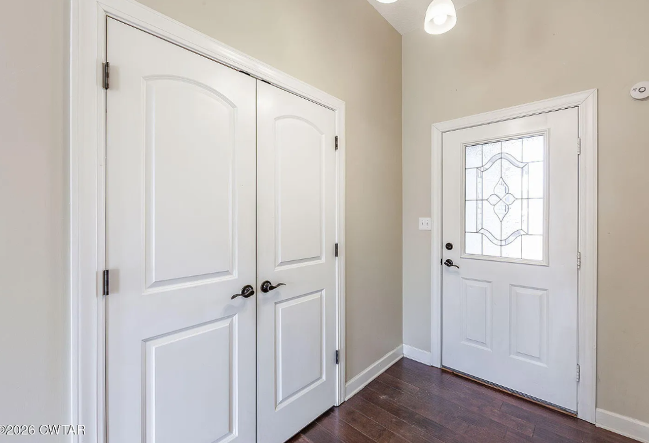 16 Birch Hollow Ln - Photo 2 of 13