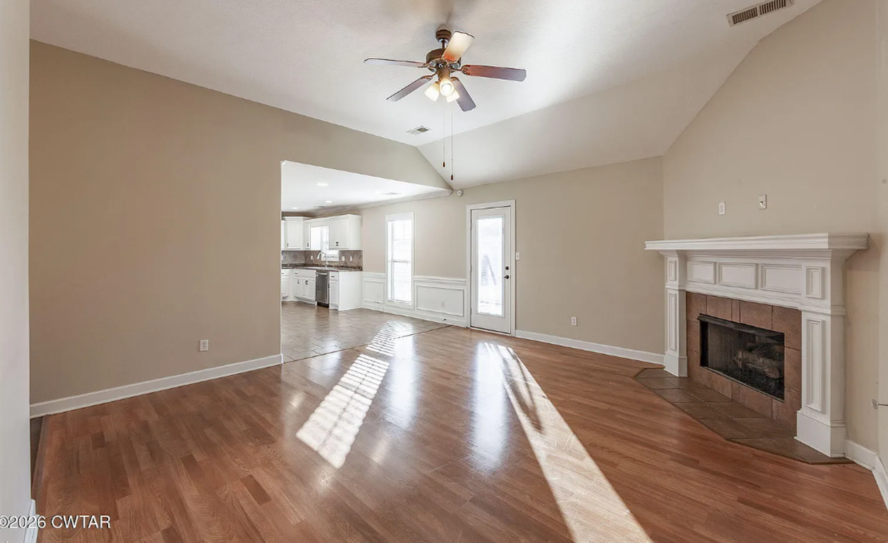 16 Birch Hollow Ln - Photo 4 of 13