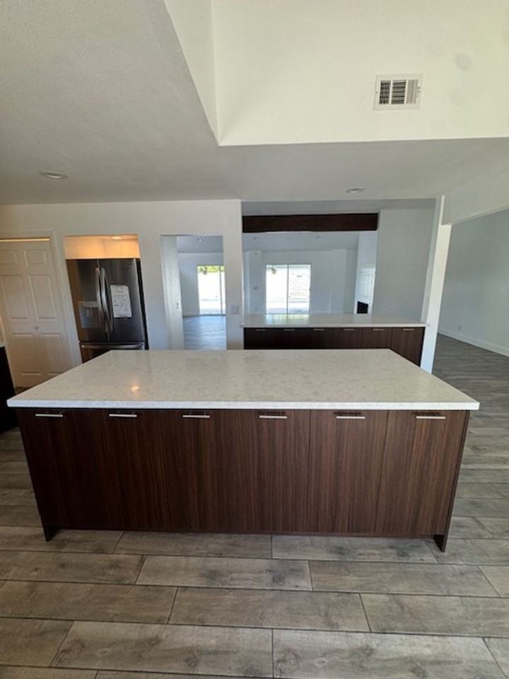 1990 E Calle Felicia - Photo 6 of 29