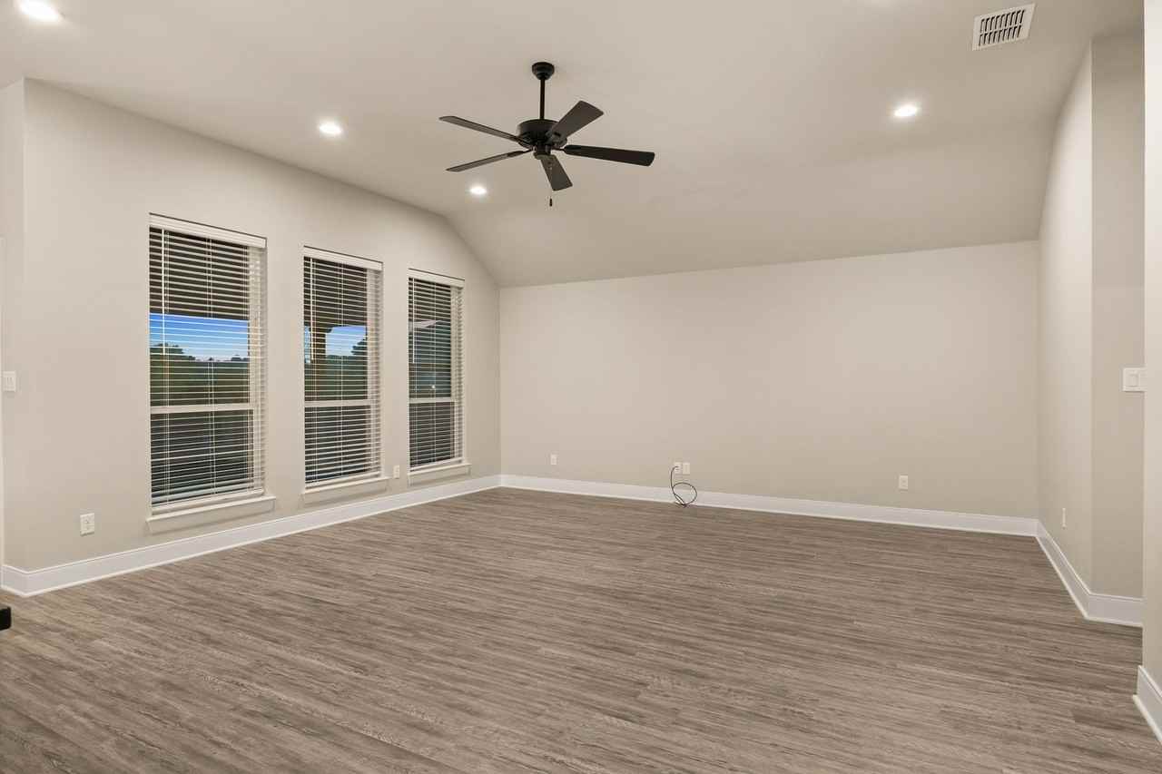 1628 1628 Legacy - Photo 6 of 19