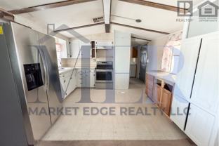 2875 W Foothill St - Photo 1 of 1