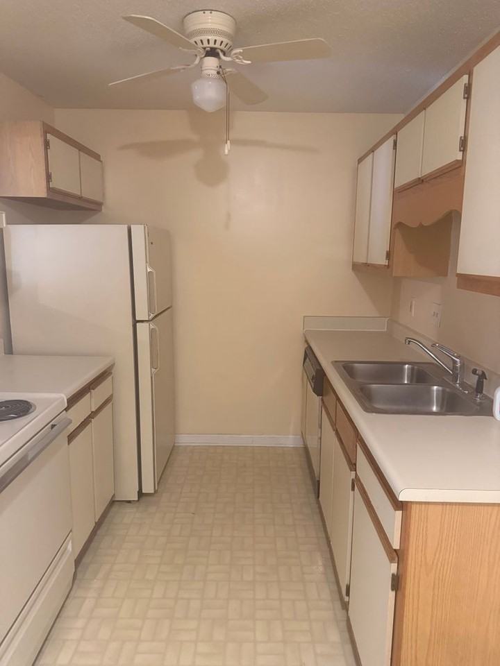 5627 Hornaday Rd - Photo 4 of 9