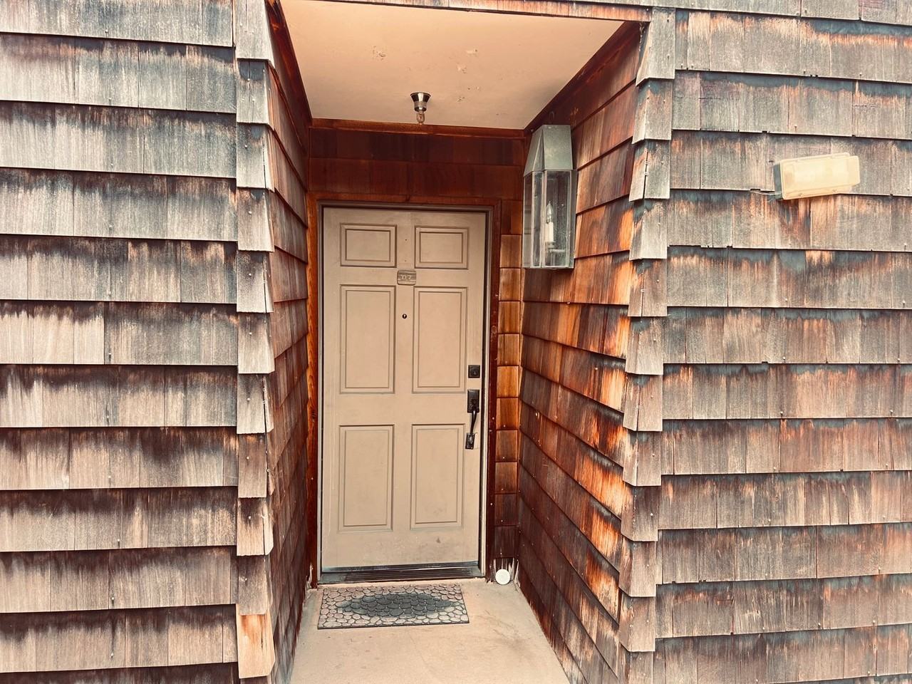 5790 Friars Rd - Photo 2 of 24