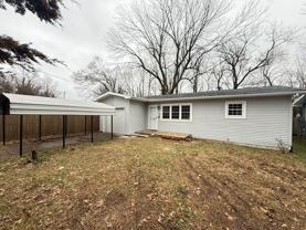 2226 N Kentwood Ave - Photo 1 of 1