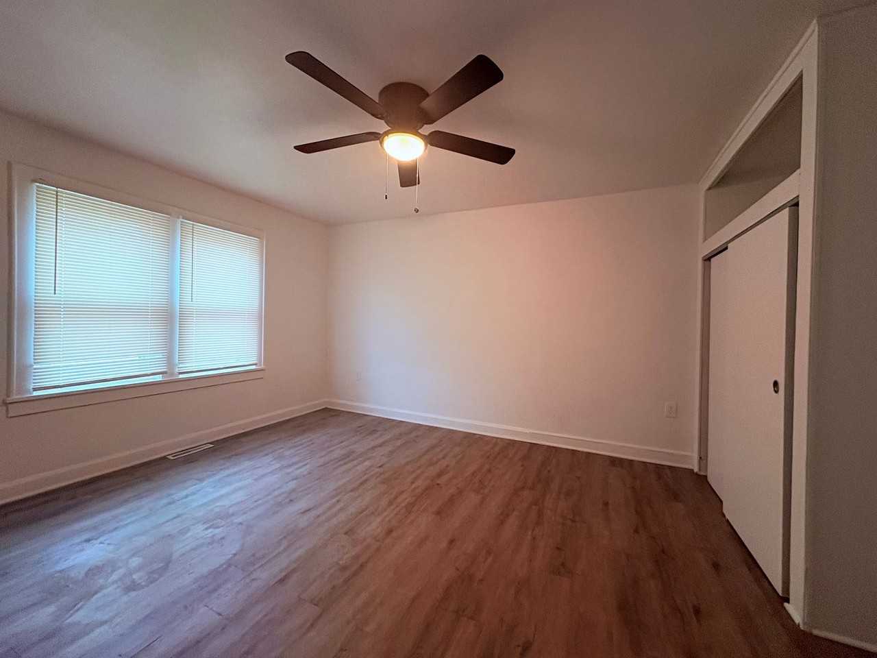 2944 N 58th St - Photo 7 of 13