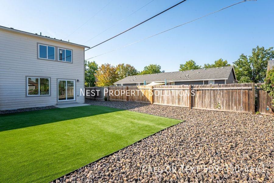 1073 S Grand Dr #A - Photo 6 of 28