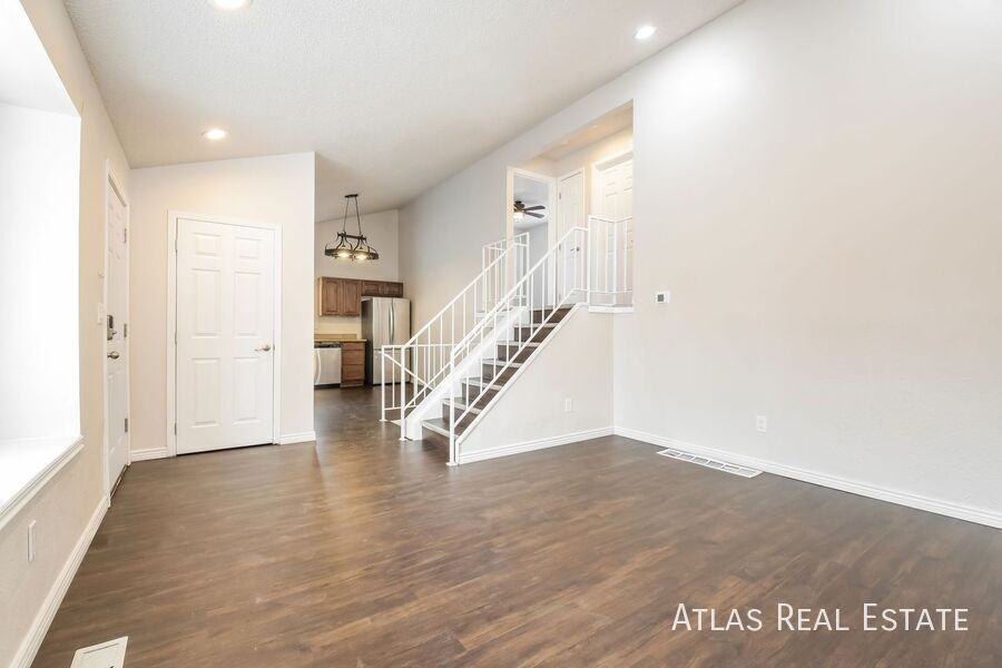 4215 S Gibralter St - Photo 2 of 20