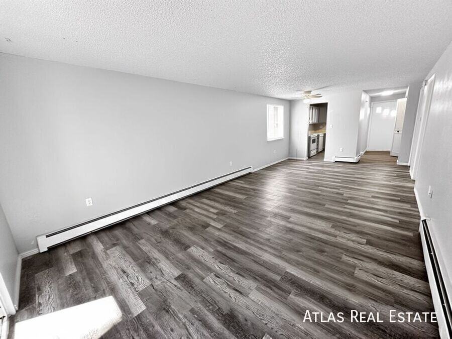 461 El Paso Blvd #D - Photo 6 of 25