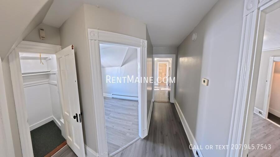 402 4th St #2 - Photo 6 of 13