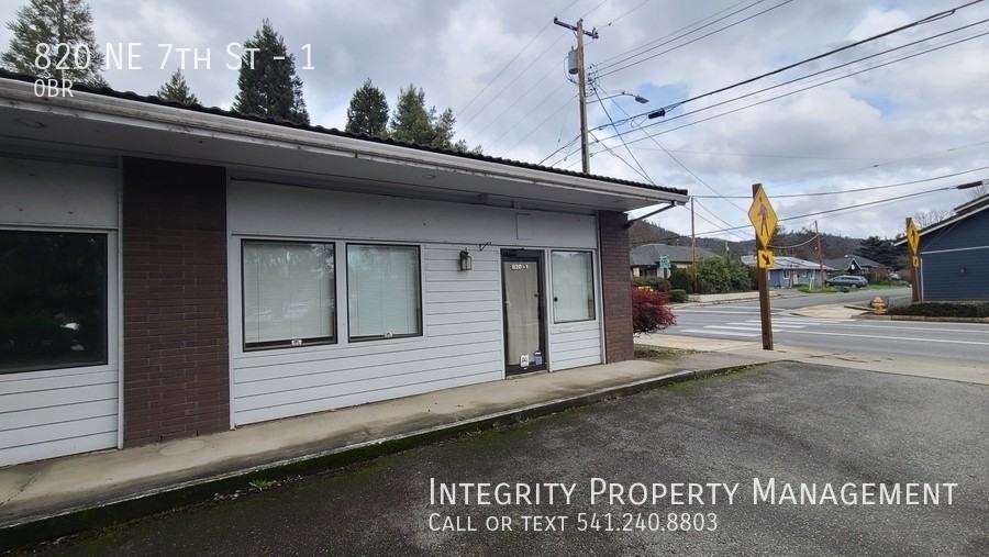 820 Ne 7th St #1 - Photo 6 of 20