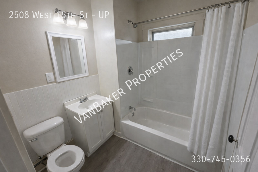 2508 W 15th St #UP - Photo 4 of 6