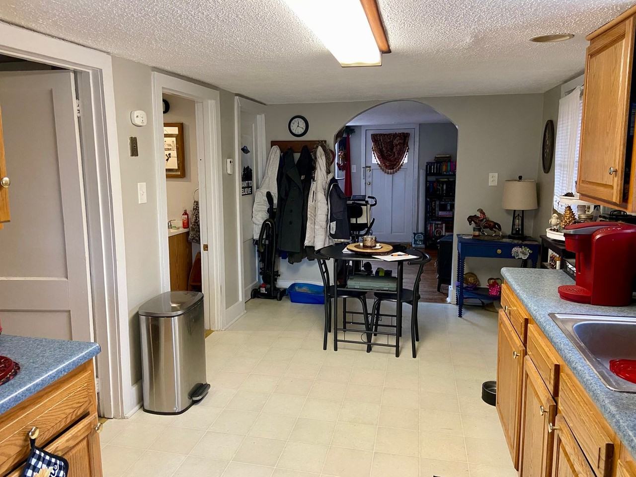 5712 Union Deposit Rd - Photo 4 of 9