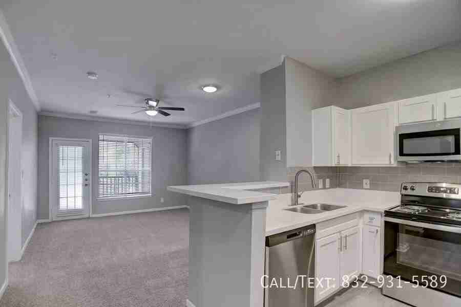 9807 Cypresswood Dr #STB1