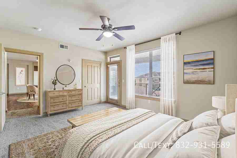 1562 N Westgreen Blvd #DW5 - Photo 7 of 12