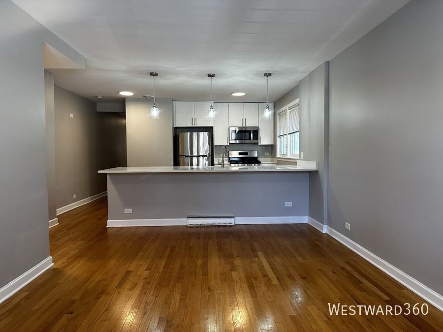 2821 W Summerdale Ave #1W - Photo 2 of 14