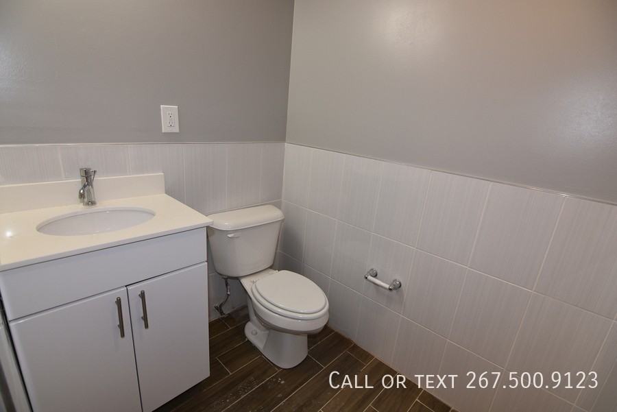 1924 Geary St #9 - Photo 7 of 14