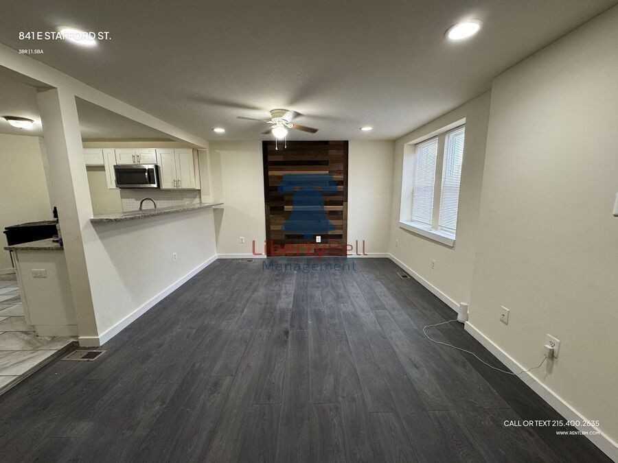 841 E Stafford St - Photo 2 of 11